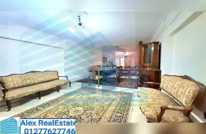 شقة - 3 غرف نوم - 2 حمامات للايجار في ميدان سموحة - سموحة - حي شرق - الاسكندرية