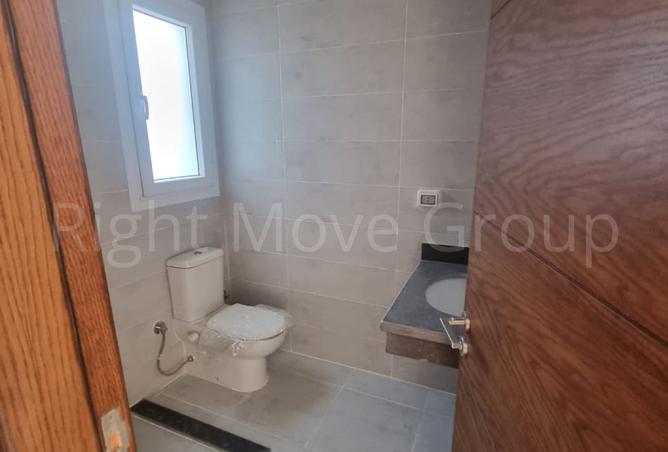 8432354 - Property Image 3