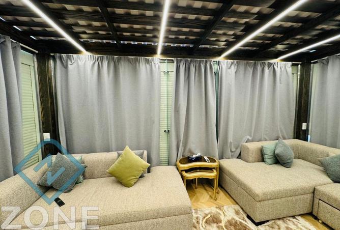 8067776 - Property Image 2