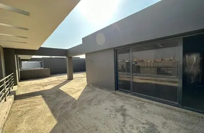 (بنتهاوس  (روف - 3 غرف نوم - 3 حمامات للبيع في باتيو كازا - الباتيو - كمبوندات الشروق - مدينة الشروق - القاهرة