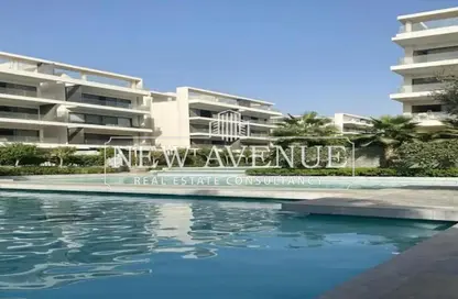 Apartment - 2 Bedrooms - 2 Bathrooms for sale in Lake View Residence - 5th Settlement Compounds - The 5th Settlement - New Cairo City - Cairo