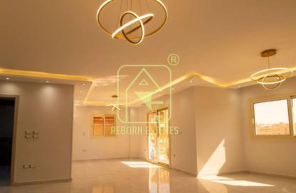 Apartment - 3 Bedrooms - 2 Bathrooms for rent in 10th District - Sheikh Zayed City - Giza
