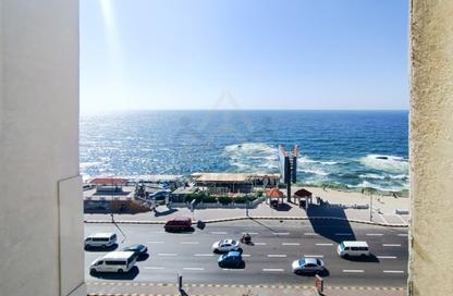 شقة - 3 غرف نوم - 2 حمامات للبيع في ميدان الكورنيش - سبورتنج - حي شرق - الاسكندرية