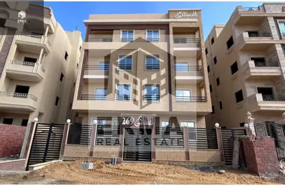 Apartment - 3 Bedrooms - 3 Bathrooms for sale in Al Narges 1 - Al Narges - New Cairo City - Cairo