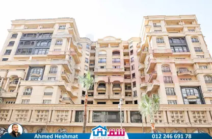 Apartment - 4 Bedrooms - 4 Bathrooms for sale in Mohamed Fawzy Moaz St. - Smouha - Hay Sharq - Alexandria