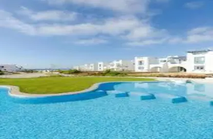 شاليه - 3 غرف نوم - 2 حمامات للبيع في ماونتن فيو راس الحكمة - راس الحكمة - الساحل الشمالي