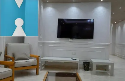 Apartment - 3 Bedrooms - 2 Bathrooms for sale in Ahmed Orabi St. - Mohandessin - Giza