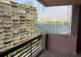 Apartment - 3 bedrooms - 4 bathrooms for للبيع in Nile St. - Dokki - Giza