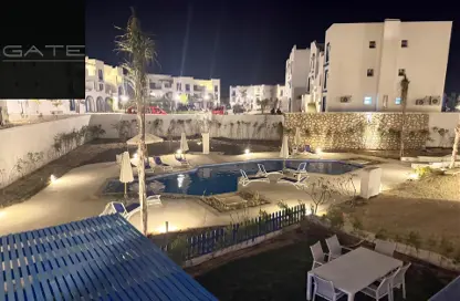 شاليه - 3 غرف نوم - 2 حمامات للبيع في ماونتن فيو راس الحكمة - راس الحكمة - الساحل الشمالي