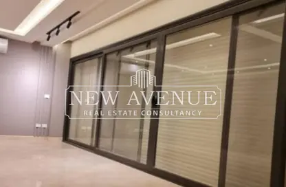 Apartment - 3 Bedrooms - 3 Bathrooms for sale in Lake View - 5th Settlement Compounds - The 5th Settlement - New Cairo City - Cairo