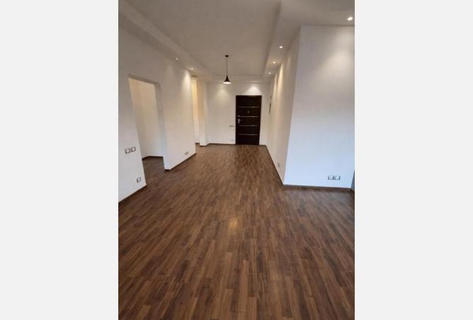 8489618 - Property Image 2