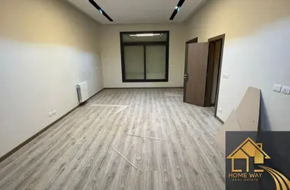 تاون هاوس - 3 غرف نوم - 4 حمامات للايجار في ديستريكت 5 - كمبوندات التجمع الخامس - التجمع الخامس - مدينة القاهرة الجديدة - القاهرة