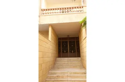 Apartment - 3 Bedrooms - 1 Bathroom for sale in 16th District - Sheikh Zayed City - Giza