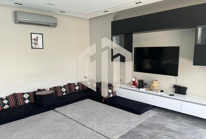 8331569 - Property Image 2