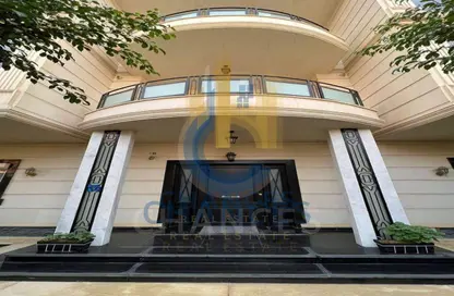 فيلا - 3 غرف نوم - 3 حمامات للبيع في المستثمرين الجنوبية - مدينة القاهرة الجديدة - القاهرة