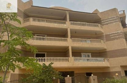 Apartment - 3 Bedrooms - 2 Bathrooms for sale in Shorouk City - Cairo
