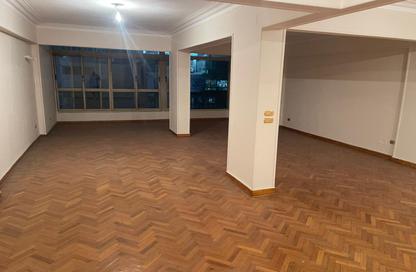 Apartment - 3 Bedrooms - 3 Bathrooms for rent in Al Batal Ahmed Abd El Aziz St. - Mohandessin - Giza