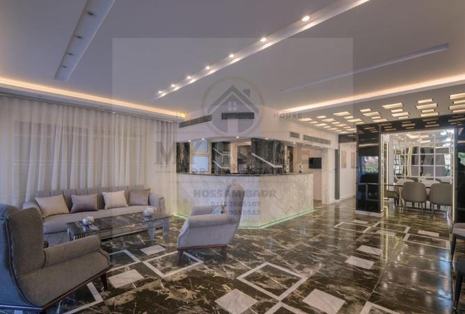 8396108 - Property Main Image