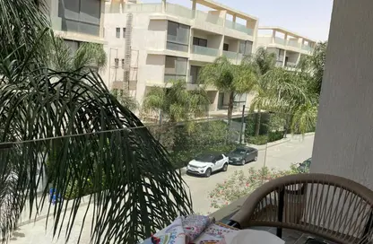 Apartment - 2 Bedrooms - 2 Bathrooms for sale in Lake View Residence - 5th Settlement Compounds - The 5th Settlement - New Cairo City - Cairo