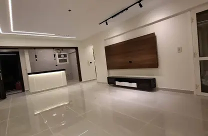 Apartment - 2 Bedrooms - 1 Bathroom for sale in El Rehab Extension - Al Rehab - New Cairo City - Cairo