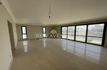 Apartment - 3 Bedrooms - 4 Bathrooms for sale in El Patio 7 - 5th Settlement Compounds - The 5th Settlement - New Cairo City - Cairo