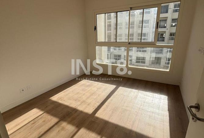 8330427 - Property Image 2