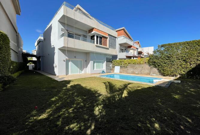 7986032 - Property Image 2