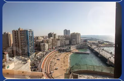 شقة - 5 غرف نوم - 3 حمامات للبيع في ستانلي - حي شرق - الاسكندرية