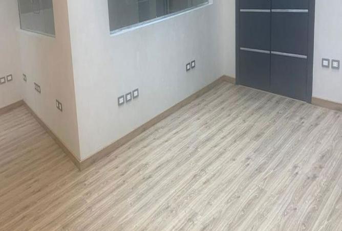 8273421 - صورة العقار 3