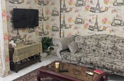 شقة - 3 غرف نوم - 2 حمامات للبيع في شارع ذاكر حسين - الحديقة الدولية - الحي السابع - مدينة نصر - القاهرة