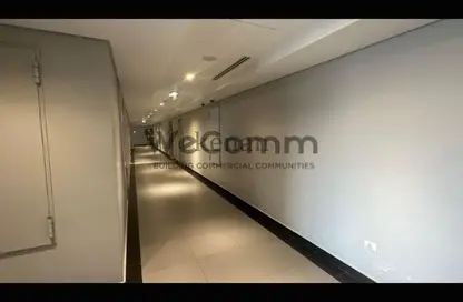 Office Space - Studio - 2 Bathrooms for rent in The Gate Plaza Mall - 10th District - Sheikh Zayed City - Giza