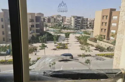 بناية كاملة - 4 غرف نوم - 2 حمامات للبيع في جراند هايتس - التوسعات الشمالية - مدينة 6 أكتوبر - الجيزة