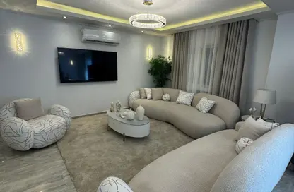 Apartment - 3 Bedrooms - 3 Bathrooms for sale in 5th Settlement Compounds - The 5th Settlement - New Cairo City - Cairo