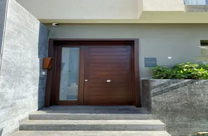 شقة - 3 غرف نوم - 2 حمامات للبيع في فيلدج ويست - كمبوندات الشيخ زايد - الشيخ زايد - الجيزة