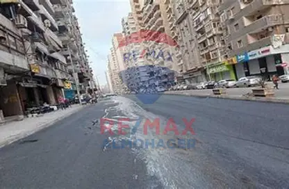محل تجاري - استوديو - 1 حمام للايجار في ميدان سموحة - سموحة - حي شرق - الاسكندرية