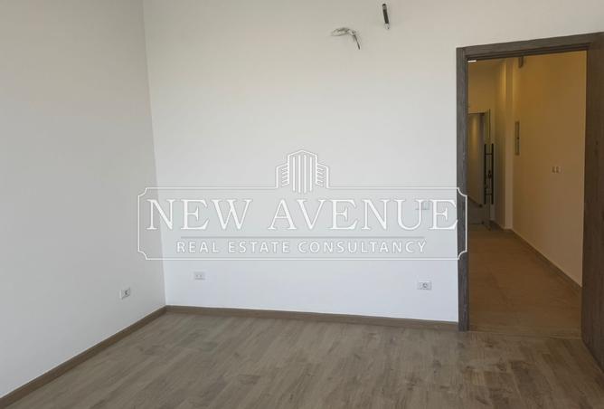 8331018 - Property Image 3