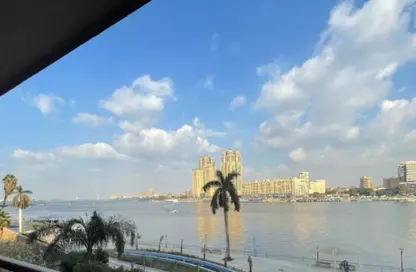 Apartment - 3 Bedrooms - 4 Bathrooms for sale in Nile St. - Dokki - Giza