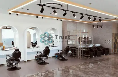 Shop - Studio - 2 Bathrooms for rent in Al Guezira plaza - 26th of July Corridor - Sheikh Zayed City - Giza