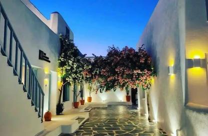 Apartment - 2 Bedrooms - 2 Bathrooms for sale in Mountain View - Ras Al Hekma - North Coast