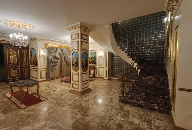 8183963 - Property Image 2