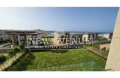 Villa - 4 Bedrooms - 5 Bathrooms for sale in Swan Lake Residence - 5th Settlement Compounds - The 5th Settlement - New Cairo City - Cairo