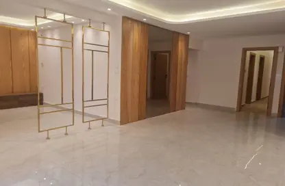 Apartment - 3 Bedrooms - 3 Bathrooms for sale in Shooting Club Street - Dokki - Giza