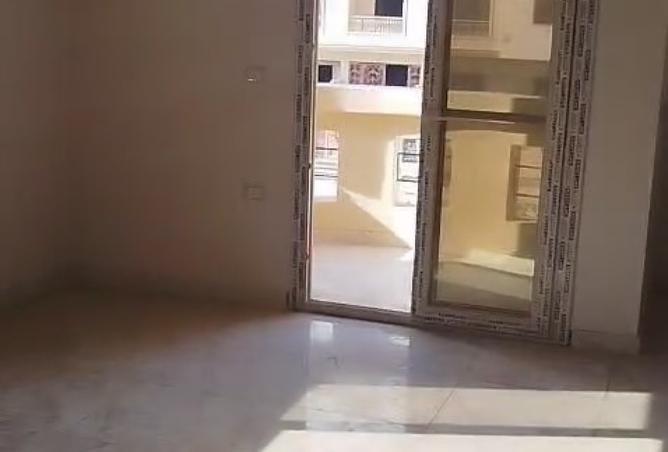 8251006 - Property Image 2