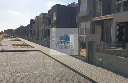 Townhouse - 4 Bedrooms - 4 Bathrooms for sale in Kayan - Sheikh Zayed Compounds - Sheikh Zayed City - Giza