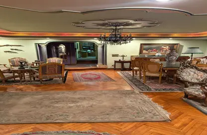 شقة - 3 غرف نوم - 2 حمامات للبيع في شارع محمد وجيه احمد - وابور المياة - حي وسط - الاسكندرية