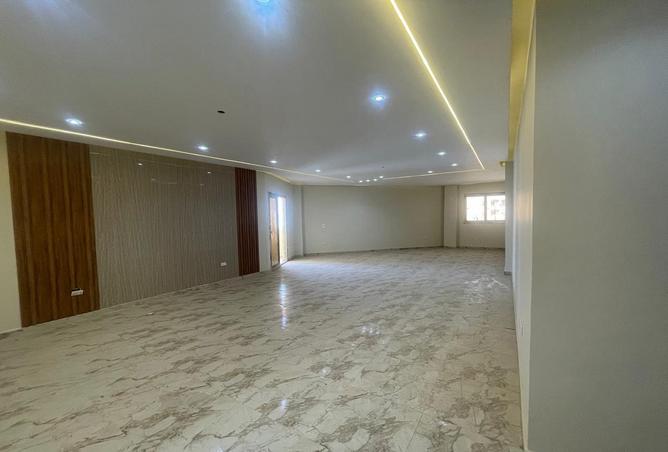 8083038 - Property Main Image