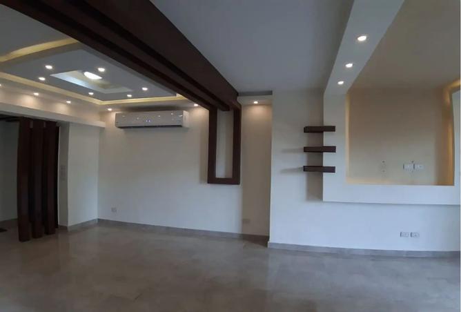 8289826 - Property Image 2