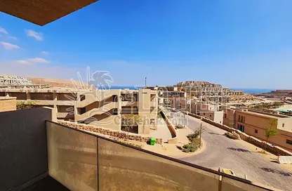 شاليه - 3 غرف نوم - 2 حمامات للبيع في المونت جلاله - العين السخنة - السويس