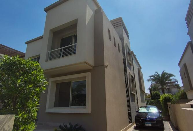 8331002 - Property Image 2