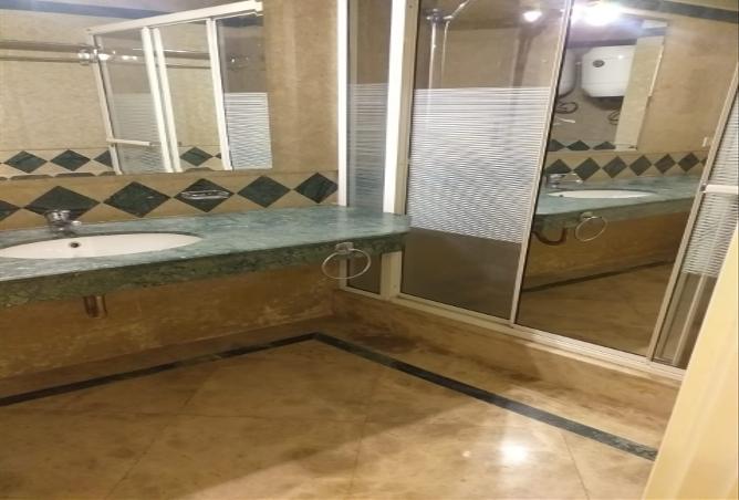 8429244 - Property Image 3